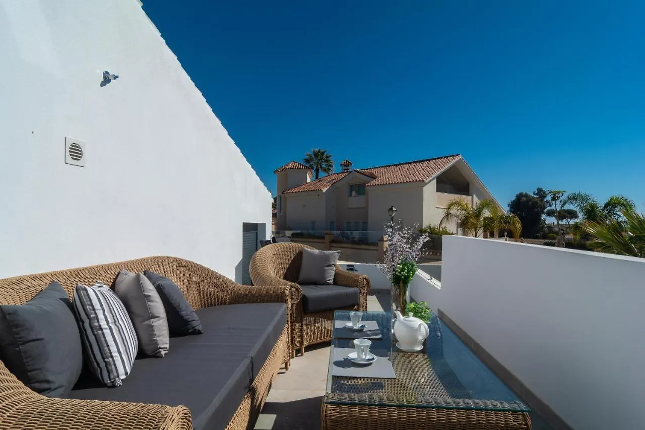 House Las Chapas Playa Marbella Villa