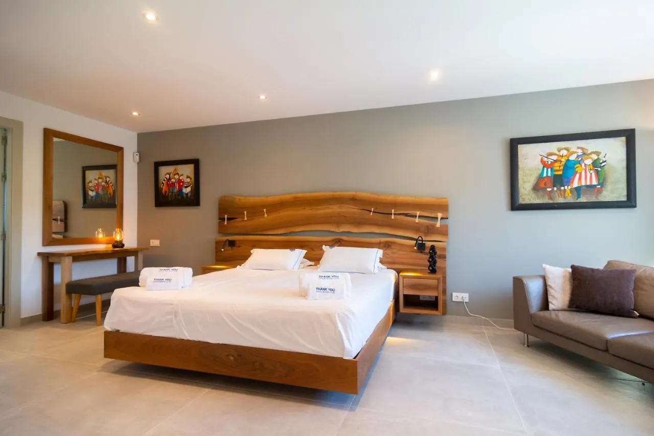 House Las Chapas Playa Marbella Villa